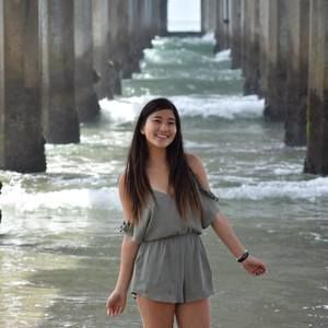 Meet your Posher, Angie